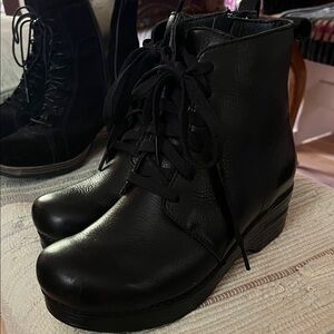 Dansko lace up "combat" style boots 37